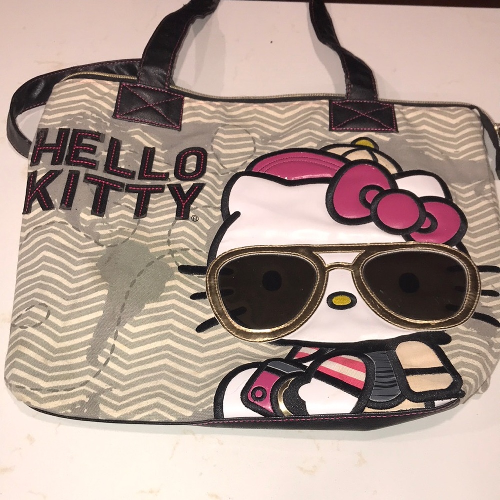 Loungefly + hello kitty travel bag
